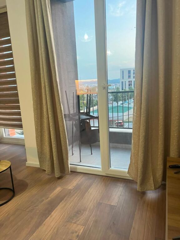 **JEPET ME QIRA APARTAMENT 1+1 – PASKUQAN**