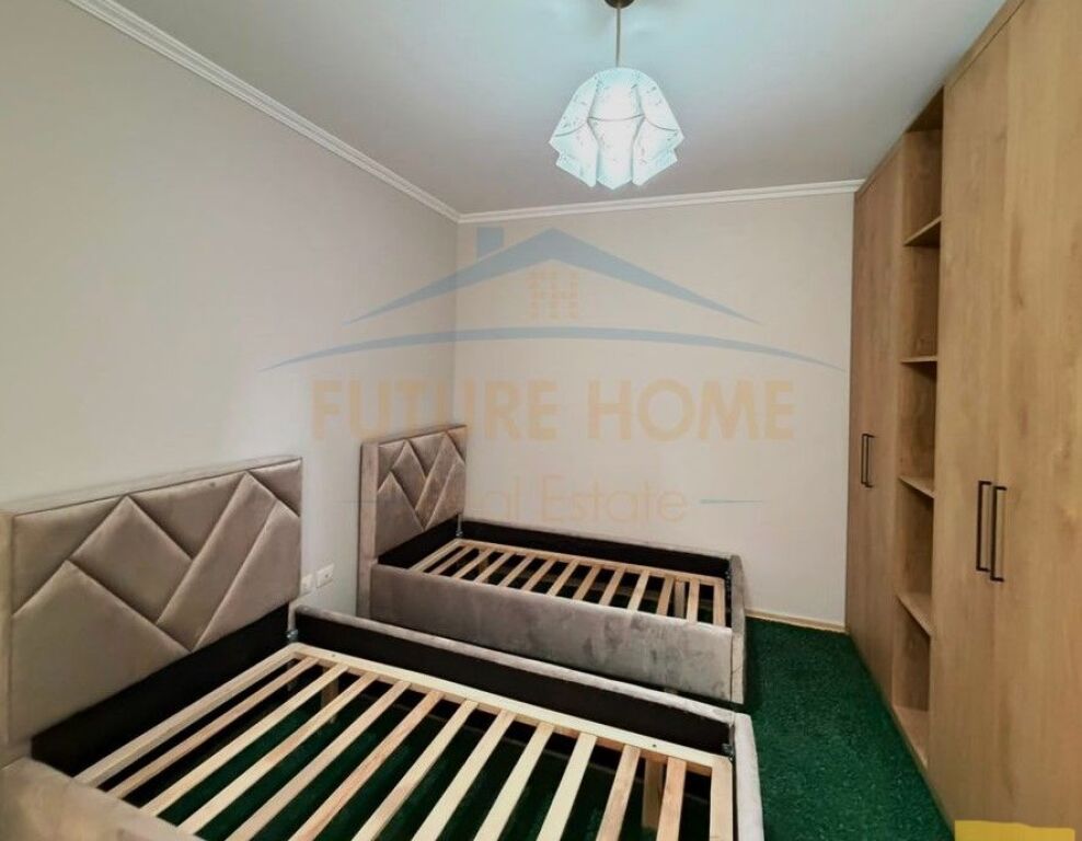 Shitet, Apartament 2+1+2, Yzberisht