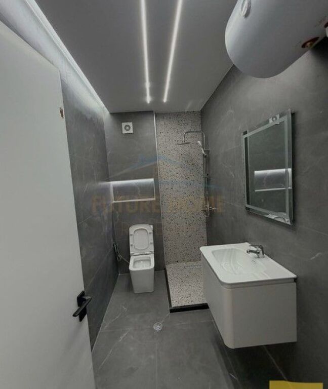 Shitet, Apartament 2+1, Misto Mame, Tirane
