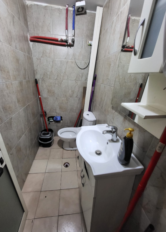 Service Unit for Sale | 84.50 m² | Barricade Street, Tirana