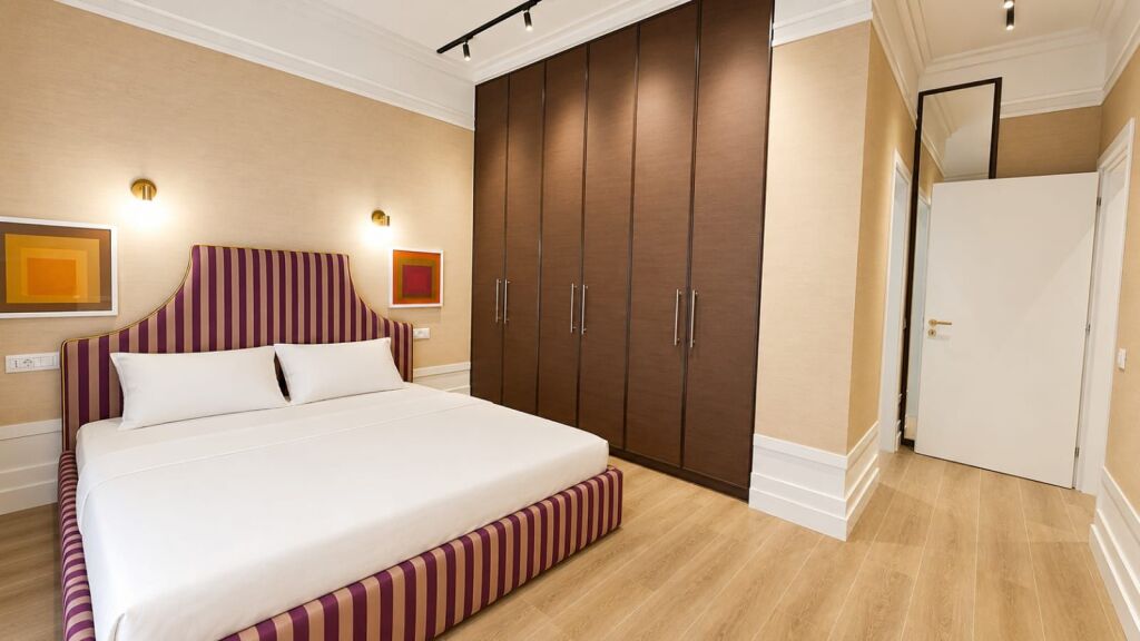 Jepet me qira apartament luksoz 2+1+2+Post Parkimi tek Spring Residence , Vasil Shanto , Rruga Myslym Shyri , Rruga Muhamet Gjollesha .