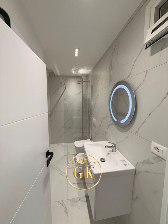 BUSINESS ENVIRONMENT 2+1 FOR RENT DURRES TRAIN STATION