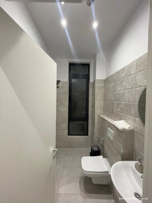 Apartament me qera 2+1+2 tek ish Dogana (ID B2202031) Tirane