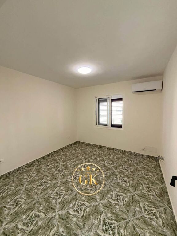 Business premises 2+1 for rent   📍Durres Train Station * 500 € net✅  📲