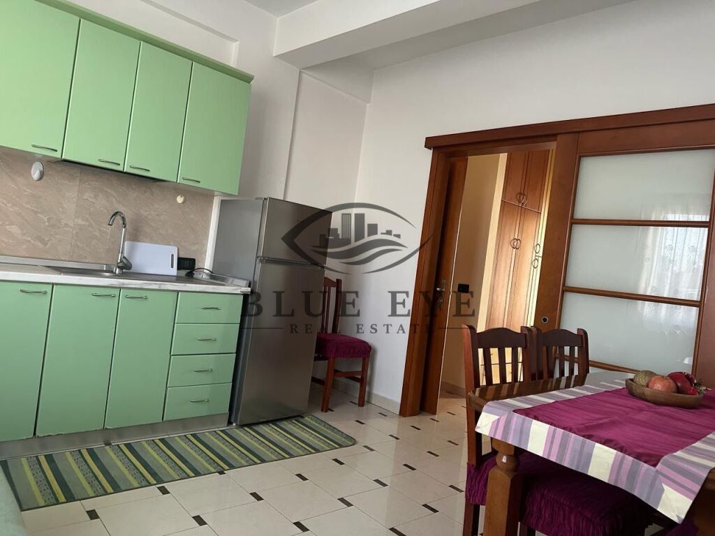 Jepet me qira apartament 1+1 pranë Gjykatës – Durrës
