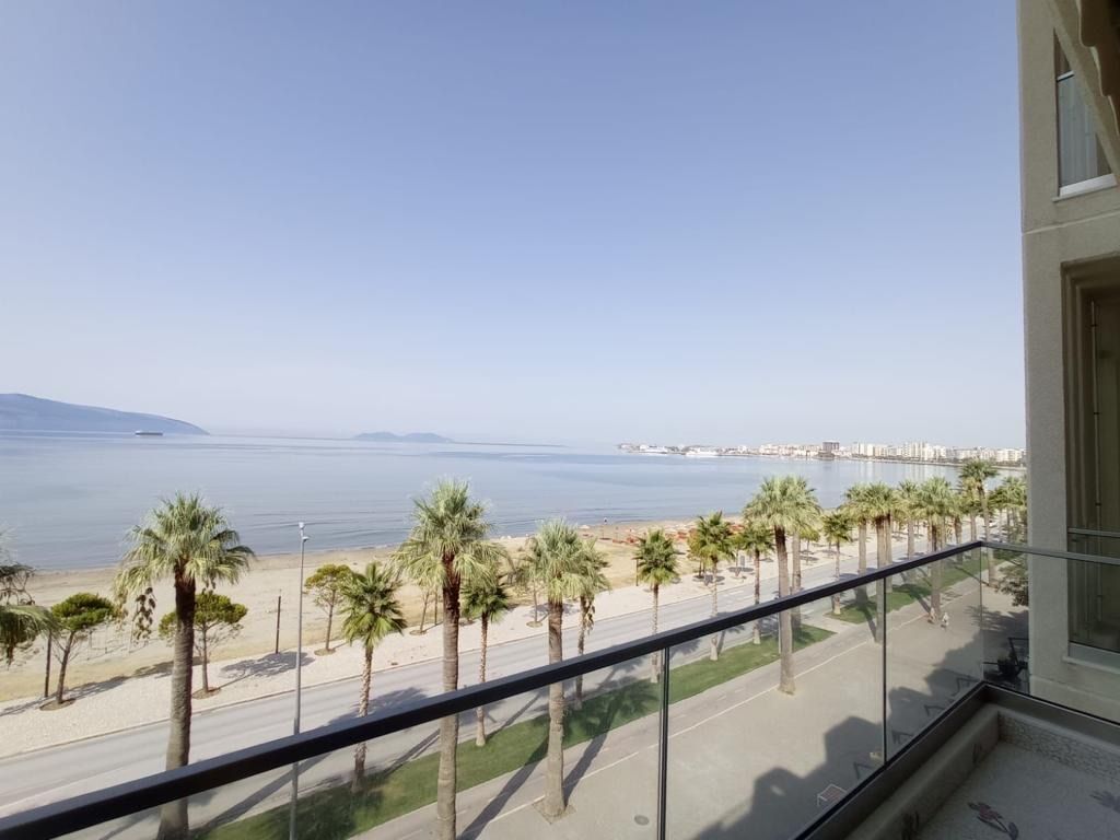 Sea View apartment for long term rent Garage  lungomare Vlore