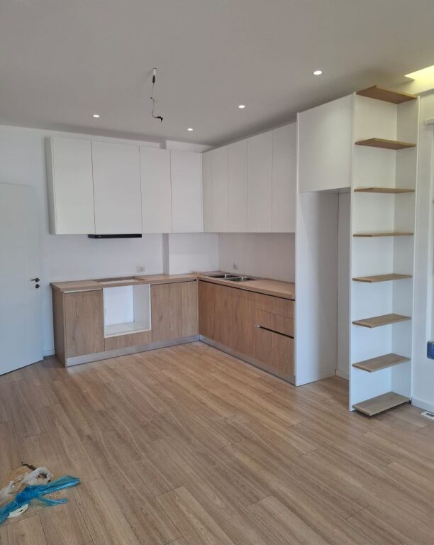 🏡✨ SHITET | APARTAMENT 2+1 ME VERANDË – PASKUQAN ✨