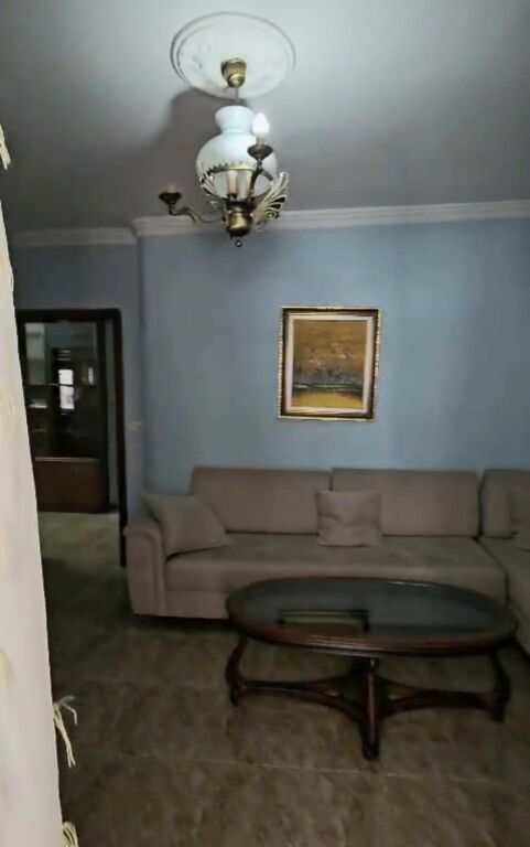 Affittasi Appartamento 1+1+1 con Balcone