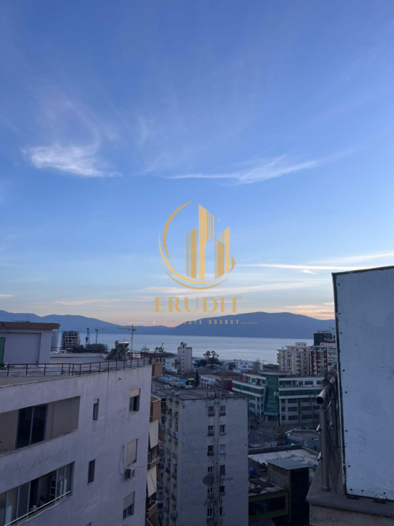 🏡 PENTHOUSE 2+1+2 FOR SALE NEAR MAX OPTIKA, VLORË