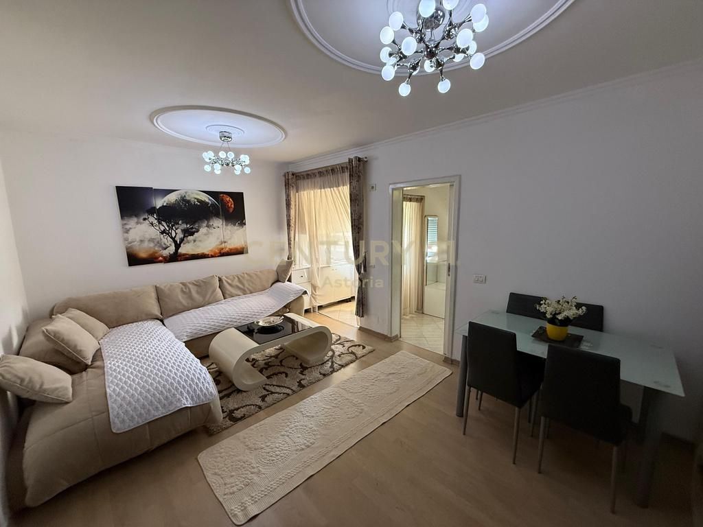 JEPET ME QIRA APARTAMENT 1+1 PRANE PALLATIT ME SHIGJETA