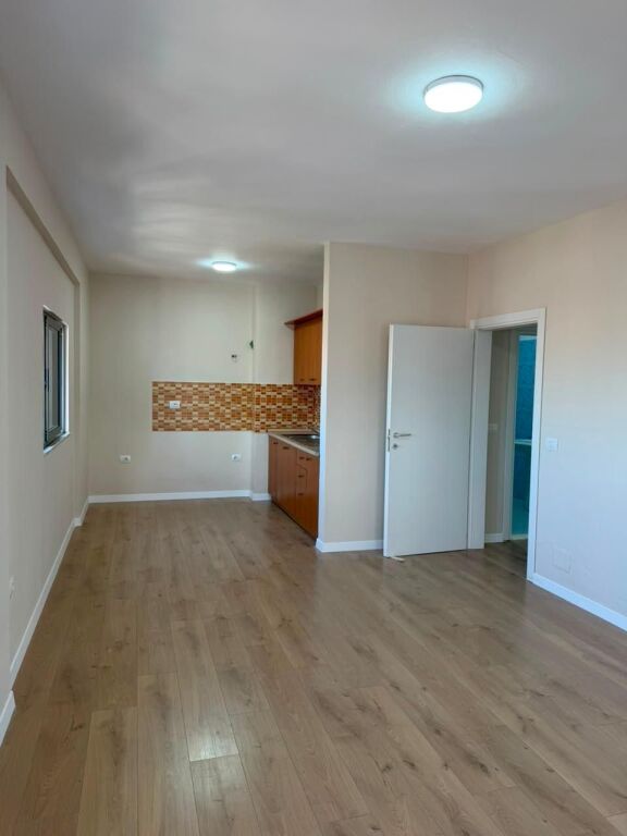 Apartament 2+1+2 per shitje ne Don Bosko !