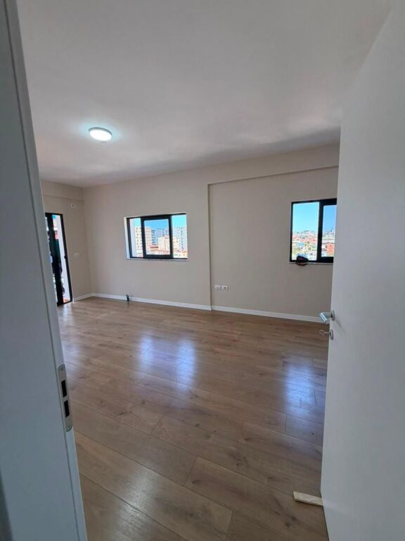 Apartament 2+1+2 per shitje ne Don Bosko !