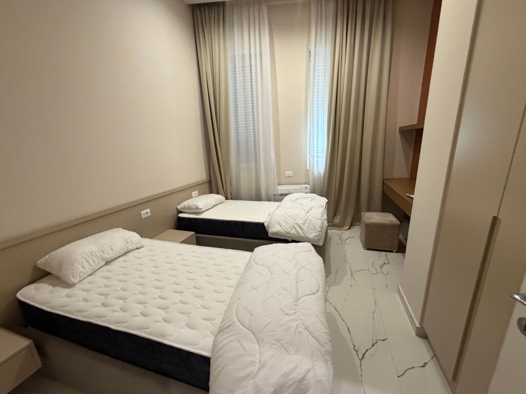 2+1, te donika center, rruge e durresit, 100.000 leke
