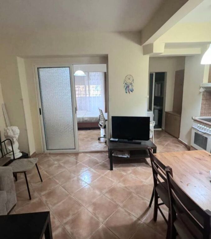 Jepet Me Qera Apartament 1+1+1 Ballkon