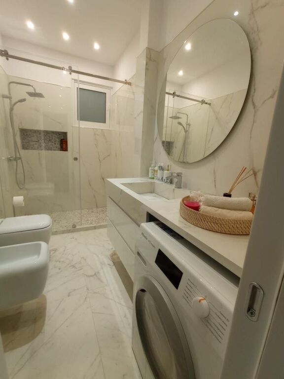Sea View apartment for long term rent Garage  lungomare Vlore