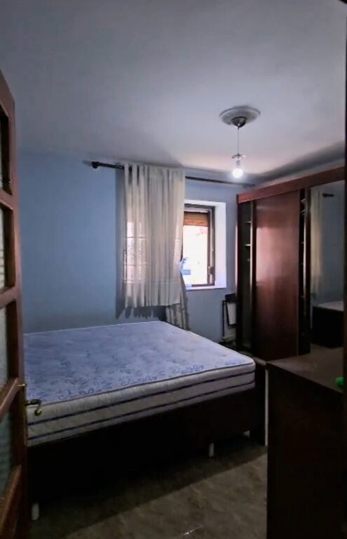 Affittasi Appartamento 1+1+1 con Balcone