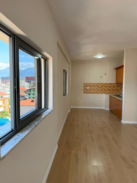 Apartament 2+1+2 per shitje ne Don Bosko !