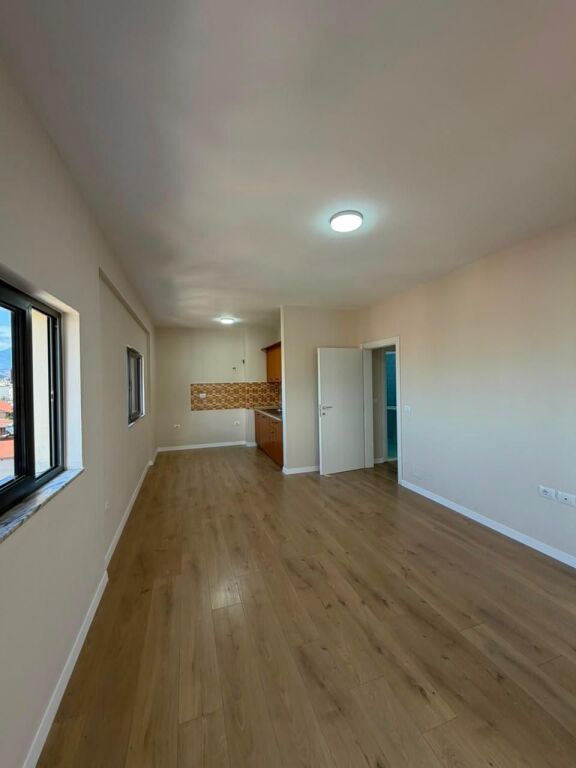 Apartament 2+1+2 per shitje ne Don Bosko !