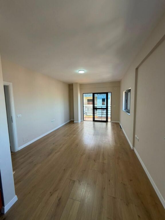 Apartament 2+1+2 per shitje ne Don Bosko !