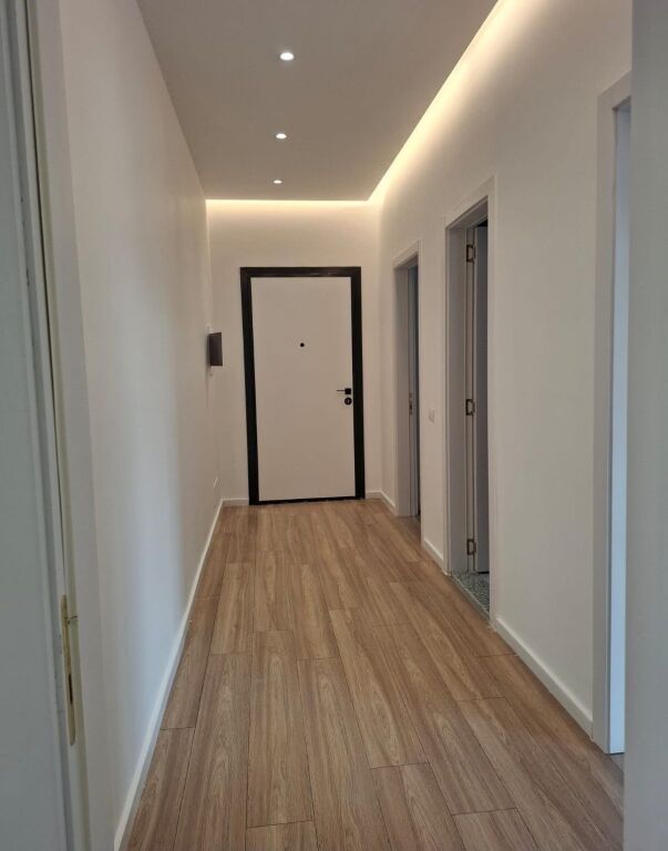 🏡✨ SHITET | APARTAMENT 2+1 ME VERANDË – PASKUQAN ✨