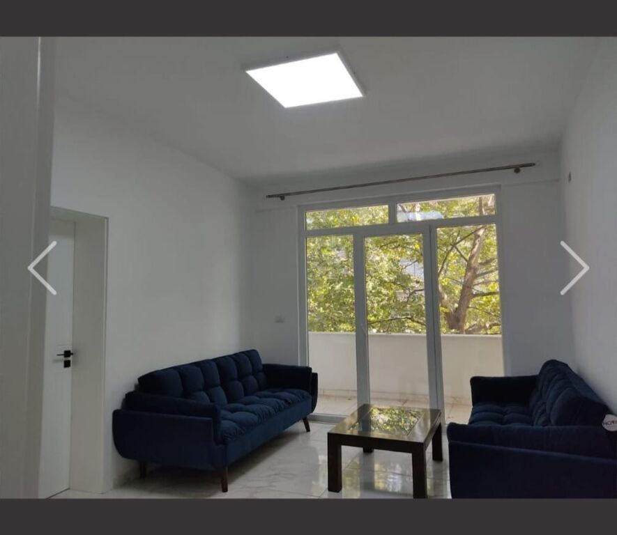 Jepet Me Qera Apartament 2+1+1 Ballkon