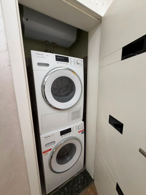 🏡SHITET APARTAMENT 2+1+2 – BLLOKU GINTASH, LAPRAKË**