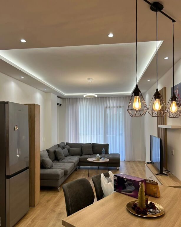 Apartament me qera 1+1+garazhXhamia e Tabakeve