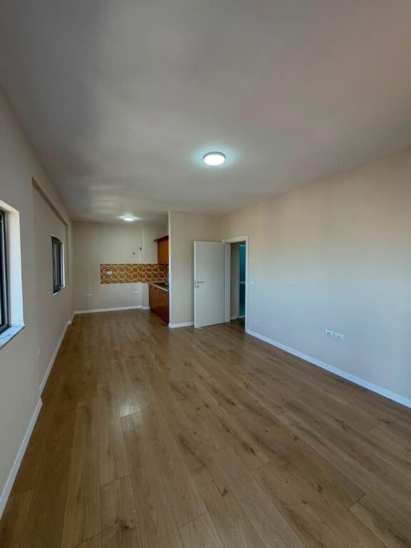 Apartament 2+1+2 per shitje ne Don Bosko !