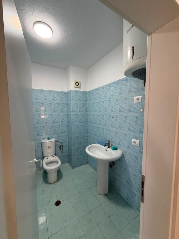 Apartament 2+1+2 per shitje ne Don Bosko !