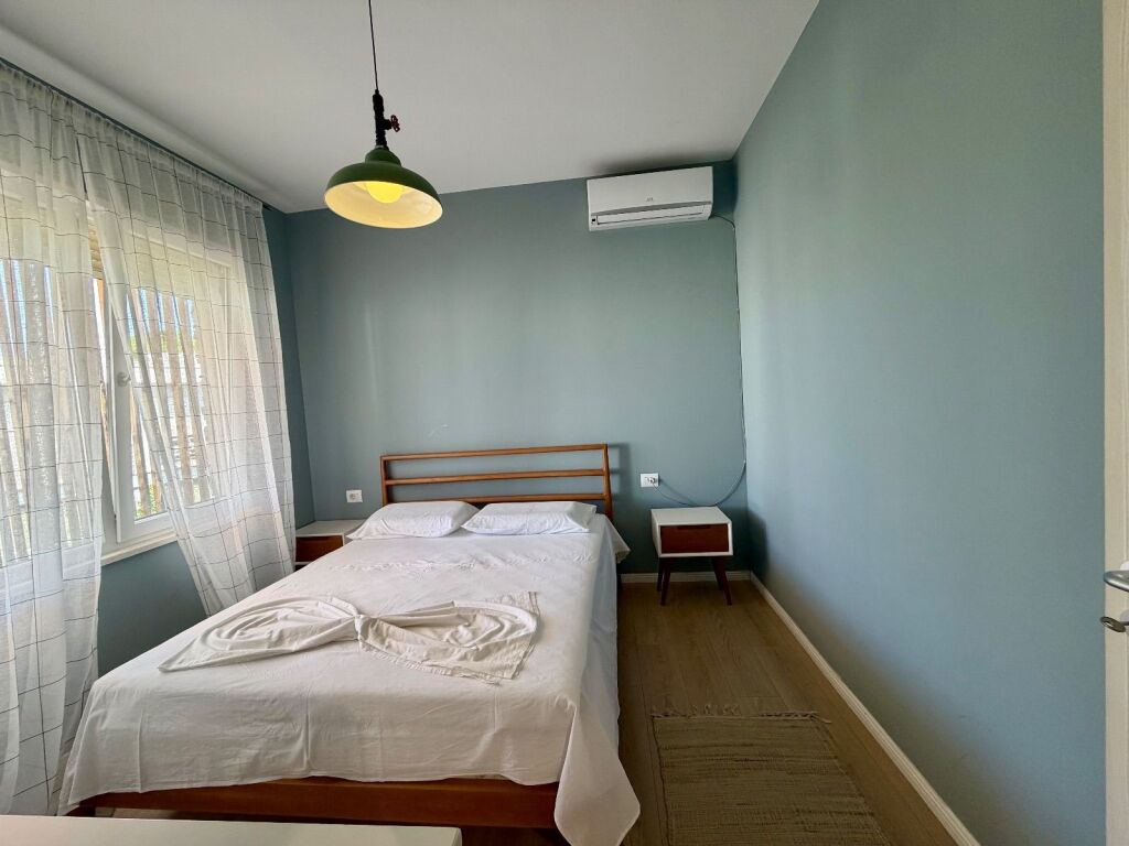 IN VENDITA appartamento 2+1 Complesso "LURA", Gjiri i Lalzit