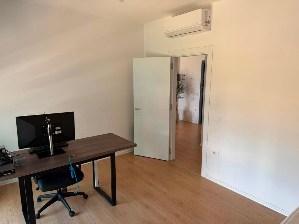 Ufficio in affitto al Bulevardi i Ri