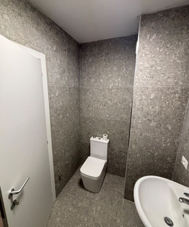 Vendesi appartamento 1+1 a Fresk 120.000 €