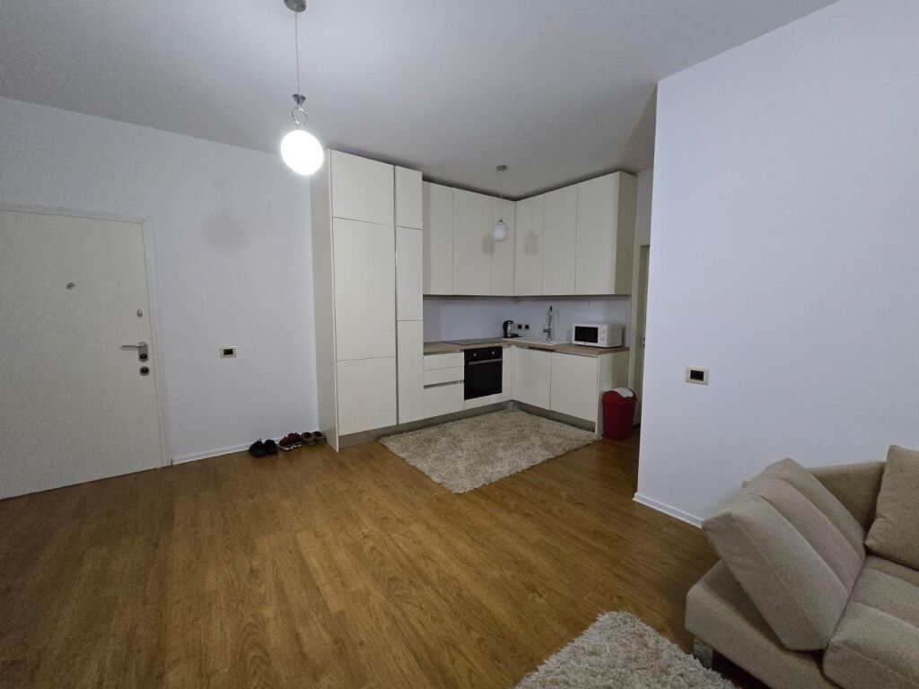 Qera | Apartament 1 + 1 | Liqeni i Thatë | 600 €/muaj