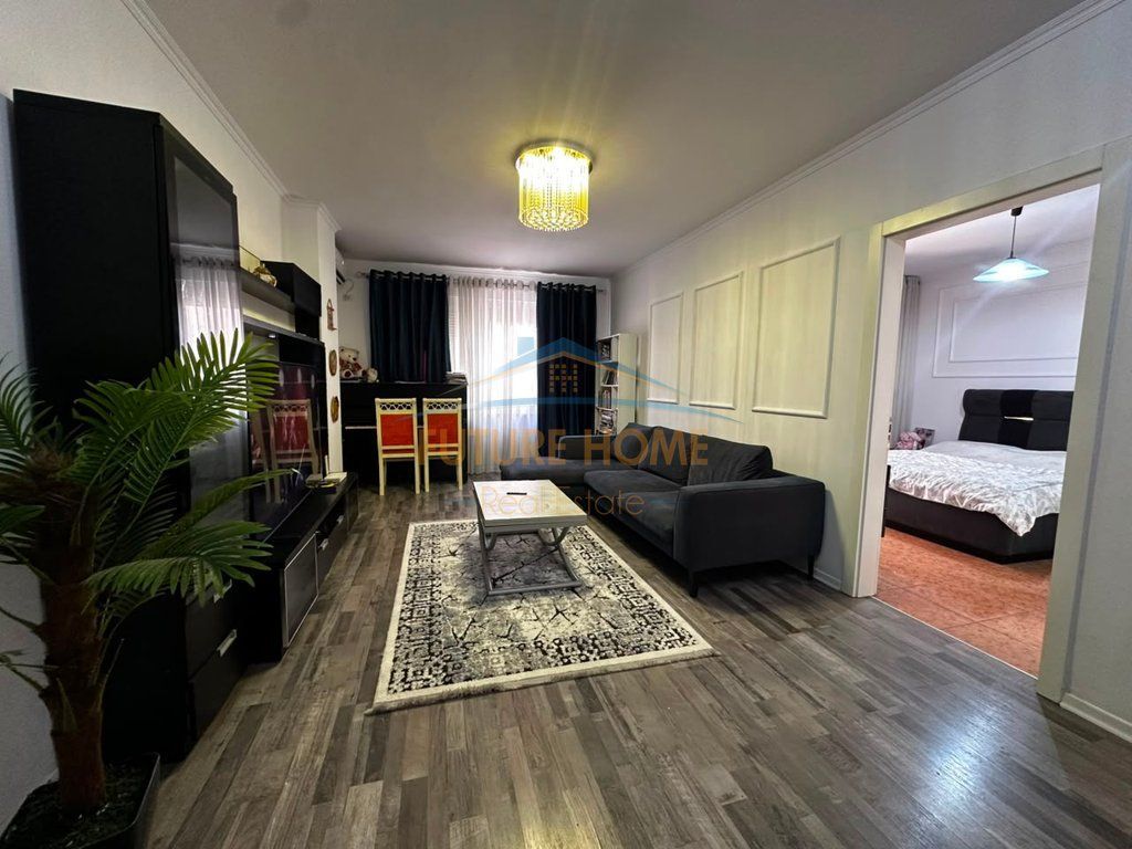 Rent, Apartment 1+1, Paris Commune