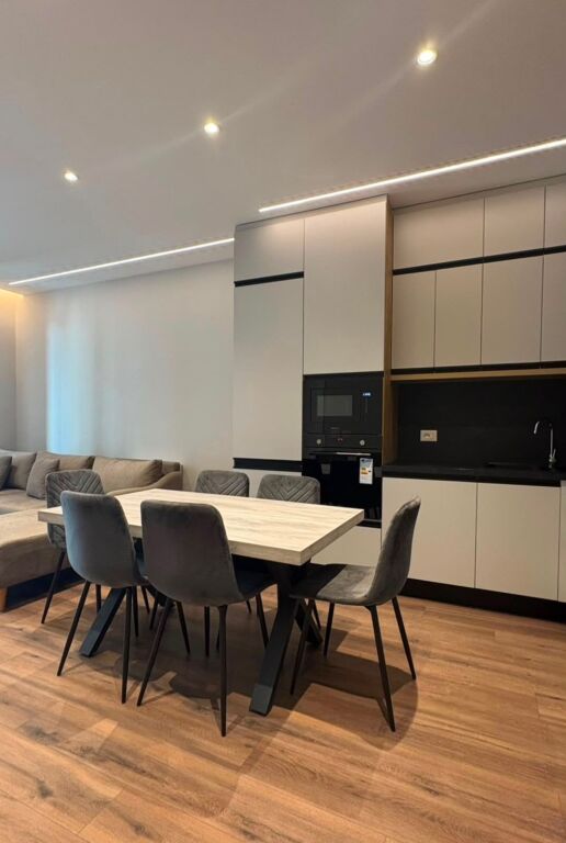 Apartment 1+1+Parking for rent at the Commune of Paris.