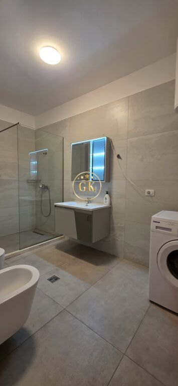 🏡 APARTAMENT 2+1+2 ME QERA NE PLAZH , DURRES