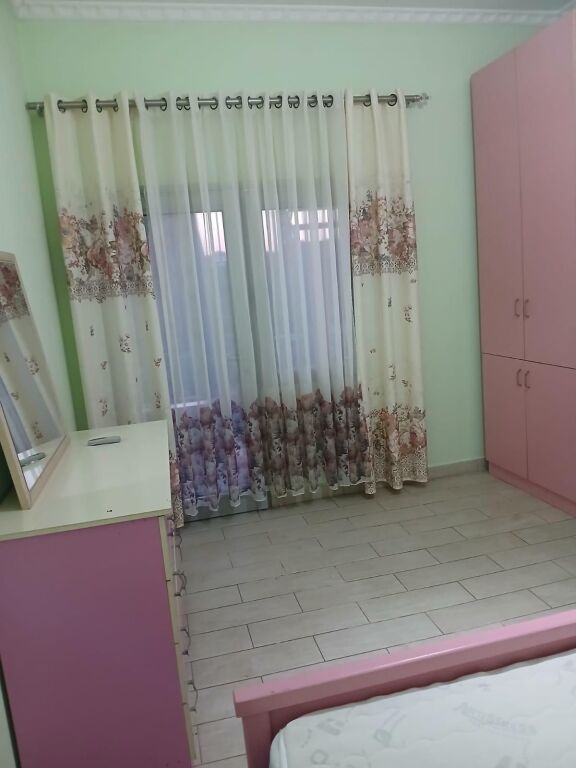 APARTMENT 1+1. 28000 LEKE. KAFJA E RREMES