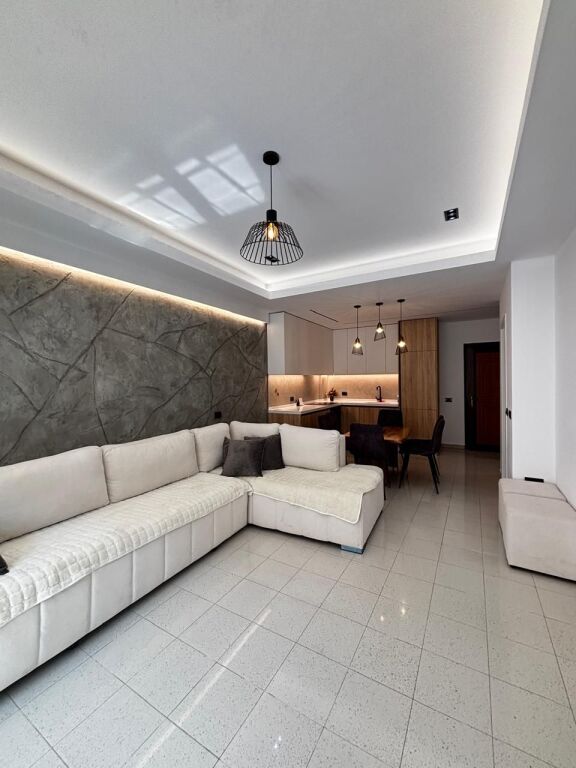 Jepet me qira apartament 2+1 ne Plazh,Durres!