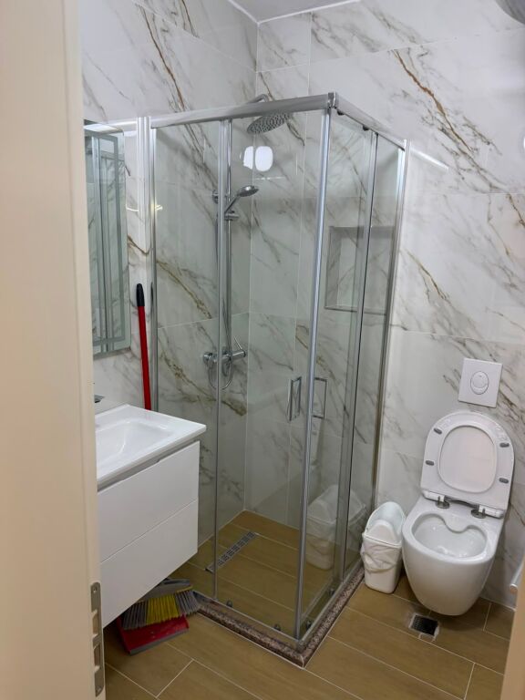 Shitet Apartament 1+1 Shkembi Kavajes