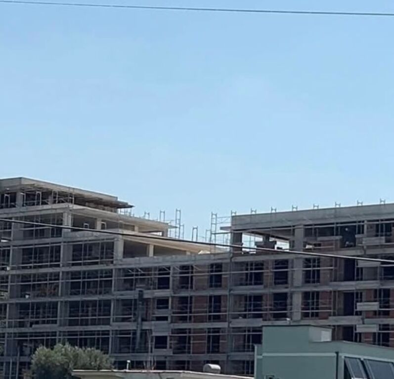 in vendita 2+1 / Paskuqan / 1000€/m2
