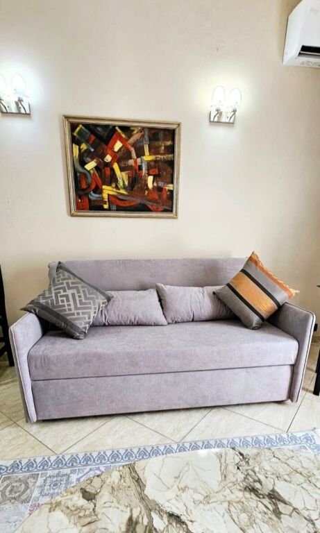 Apartment 1+1, Kavaja Street!