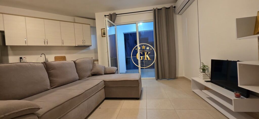 🏡 APARTAMENT 2+1+2 ME QERA NE PLAZH , DURRES