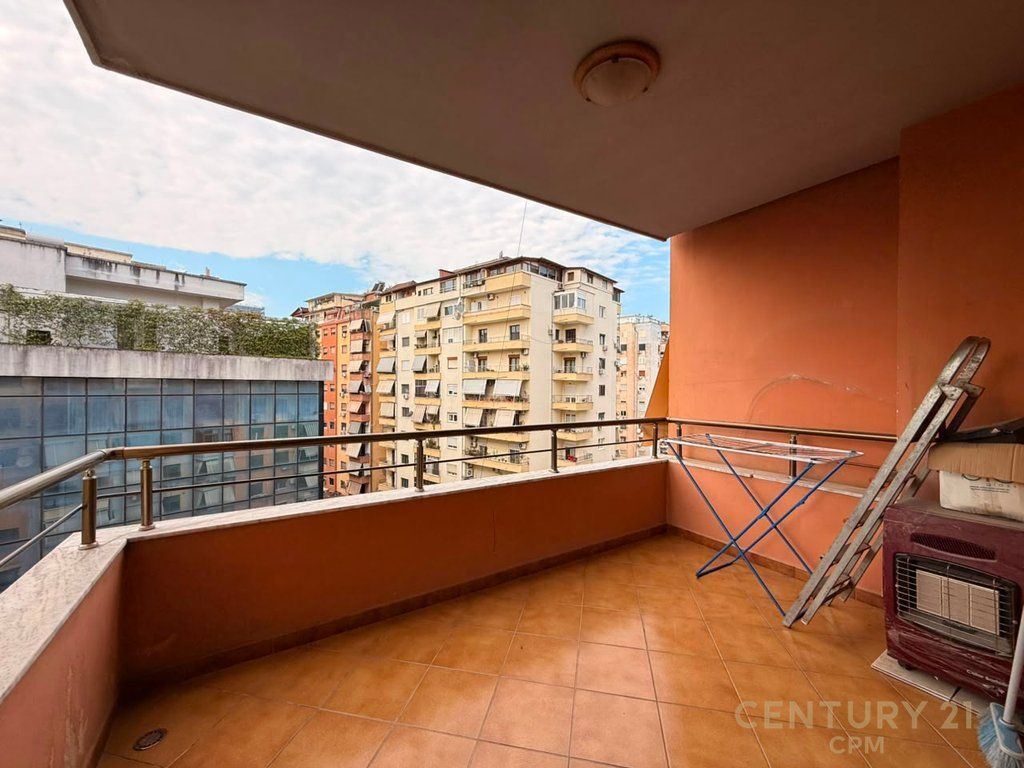 FOR RENT 2+1 APARTMENT SUITABLE NEAR THE PARIS COMMUNE !