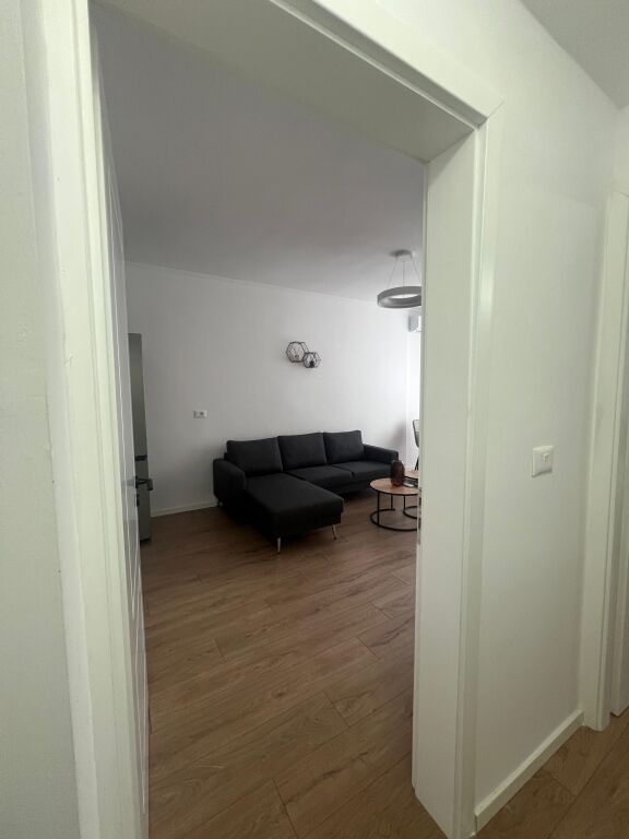 Apartment 1+1, Don Bosko!