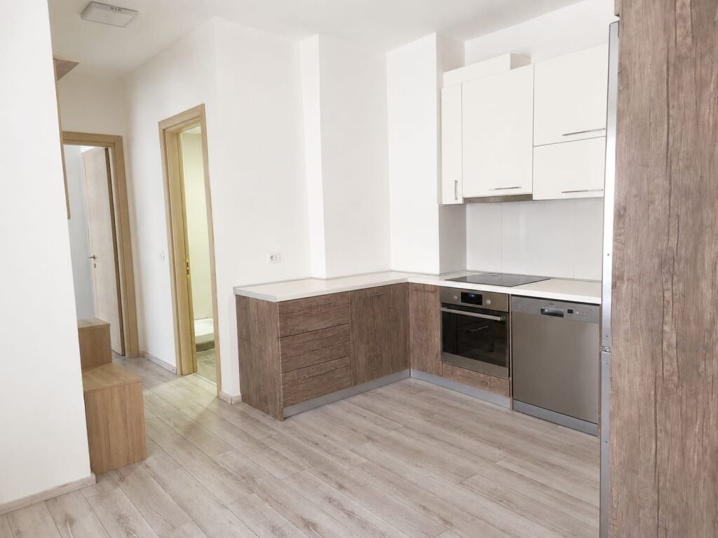 Jepet Apartament 2+1+2 me Qera – Kopshti Zoologjik, Tiranë
