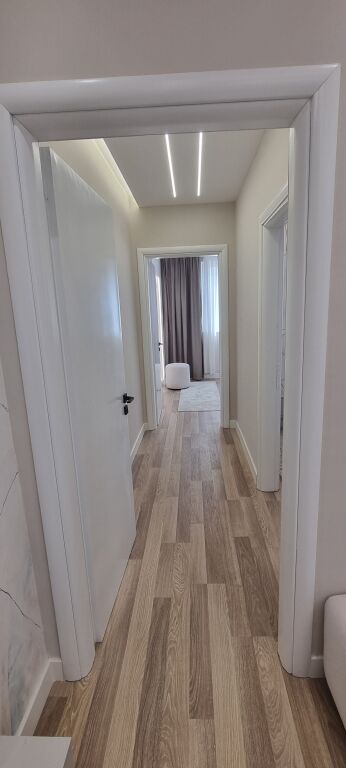 NJË APARTAMENT QË NUK ËSHTË THJESHTË PËR TË JETUAR… ËSHTË PËR TË SHIJUAR. ✨  🏡 APARTAMENT 2+1 | MISTO MAME | TIRANË