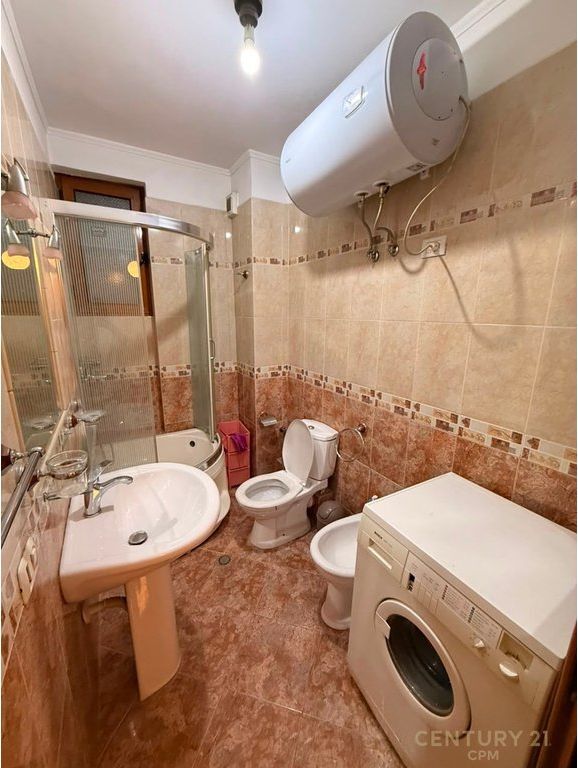 FOR RENT 2+1 APARTMENT SUITABLE NEAR THE PARIS COMMUNE !