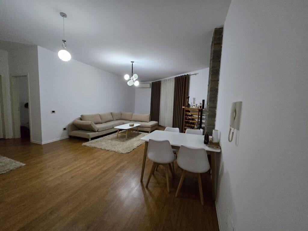 Qera | Apartament 1 + 1 | Liqeni i Thatë | 600 €/muaj
