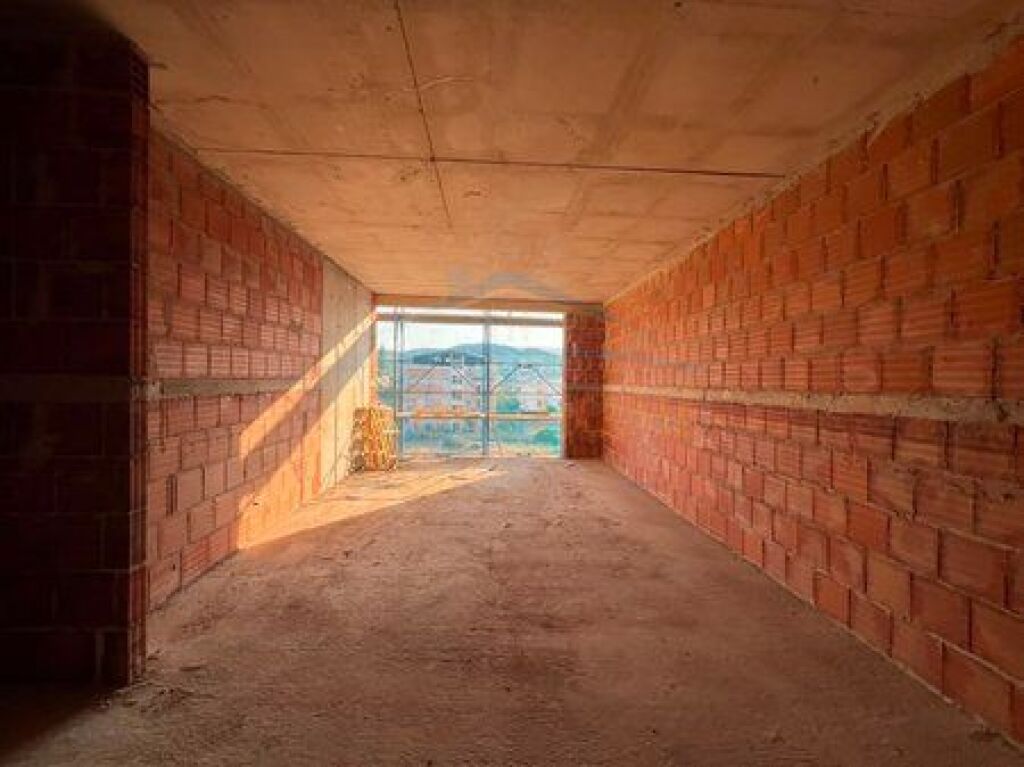 Shitet, Apartament 1+1, Sauk " Grow Green ", Tiranë.