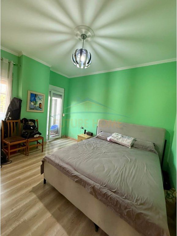 Shitet, Apartament 3+1, Unaza e Re